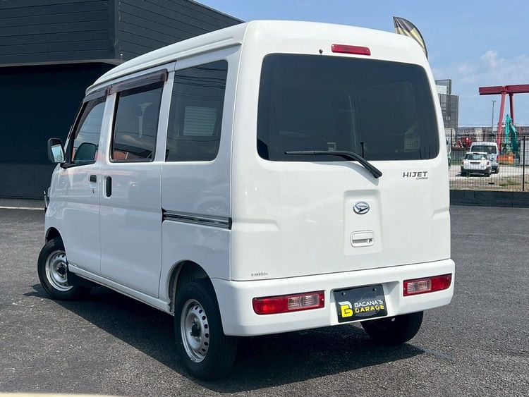 DAIHATSU CARGO thumbnail 4