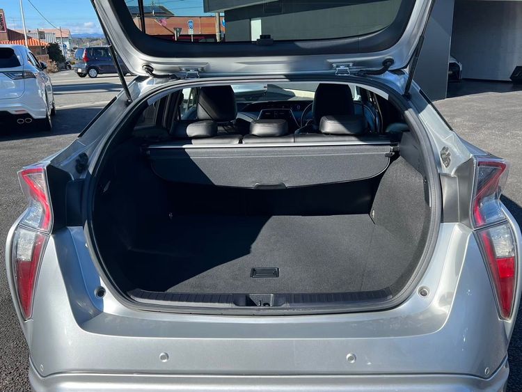 TOYOTA PRIUS Ａ　ツーリングセレクション thumbnail 17