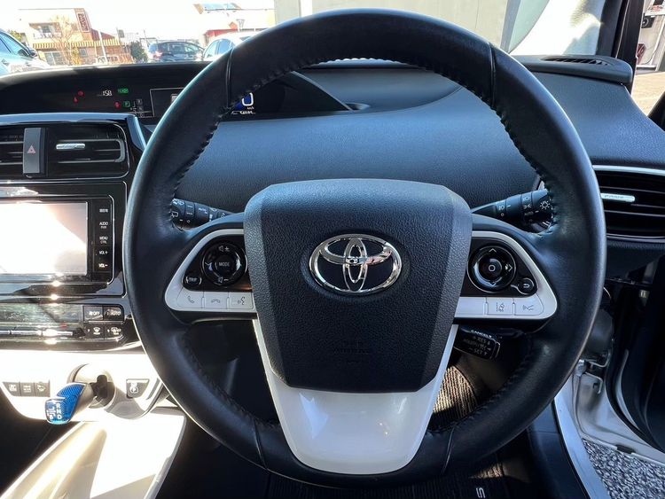 TOYOTA PRIUS Ａ　ツーリングセレクション thumbnail 10