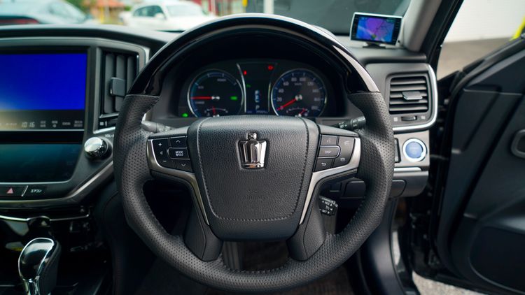 TOYOTA CROWN ATLETA S HIBRIDO thumbnail 6