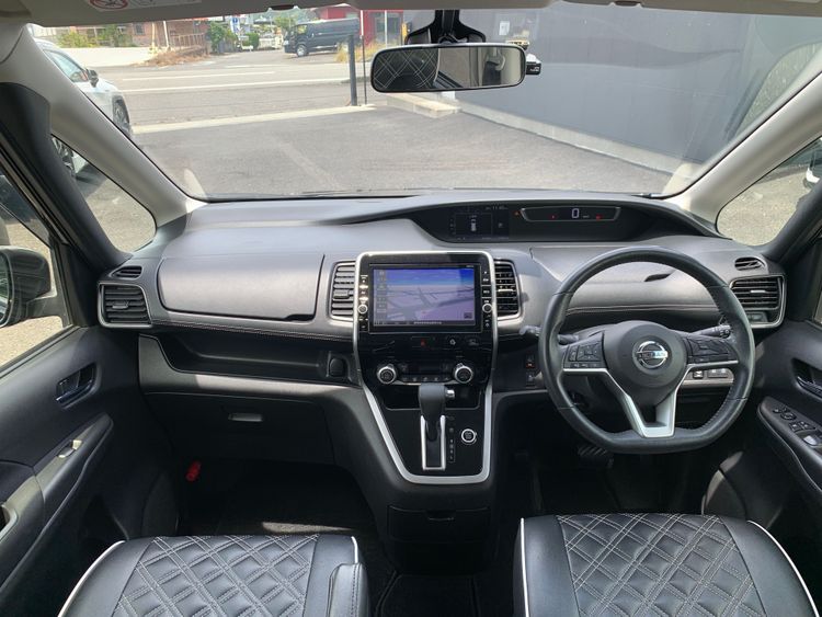 NISSAN SERENA HIGHWAYSTAR V SELECTION thumbnail 23