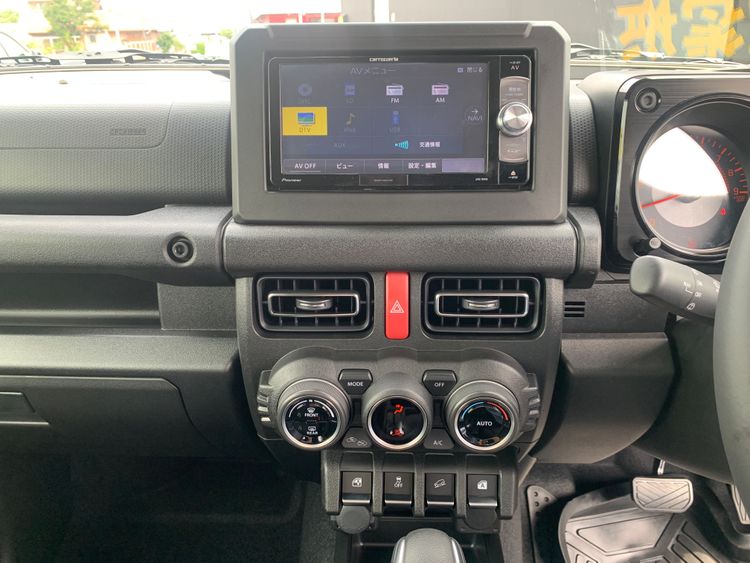 SUZUKI JIMNY XC thumbnail 15