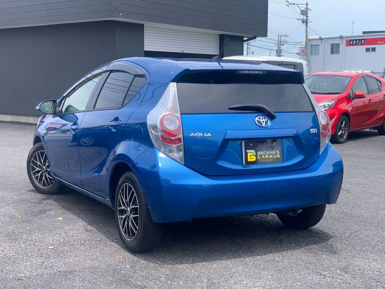 TOYOTA AQUA S thumbnail 8