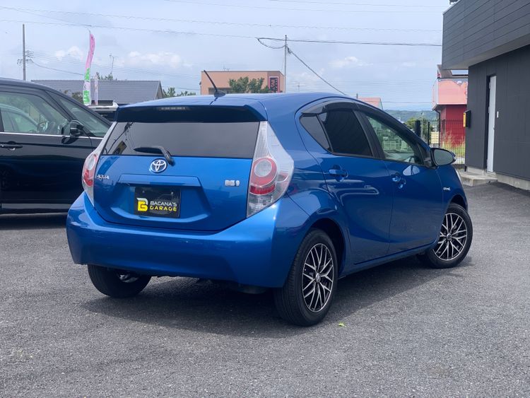 TOYOTA AQUA S thumbnail 5