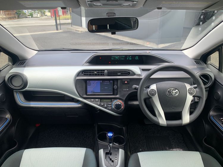 TOYOTA AQUA S thumbnail 21