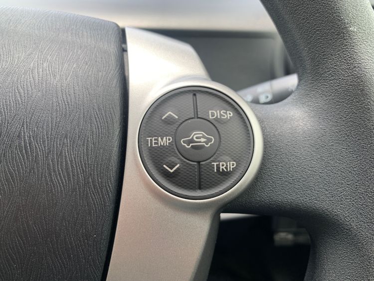 TOYOTA AQUA S thumbnail 2
