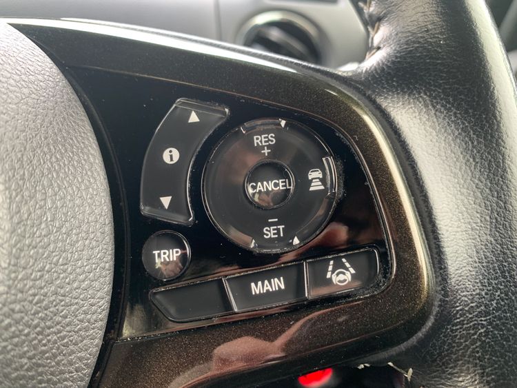 HONDA N-BOX CUSTOM G L TURBO HONDA SENSING thumbnail 16