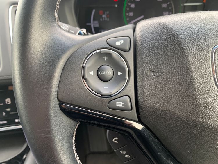 HONDA VEZEL HV Z HONDA SENSING thumbnail 5