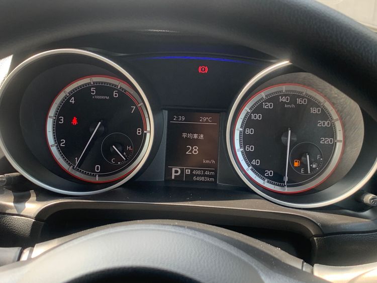 SUZUKI SWIFT XG  thumbnail 21