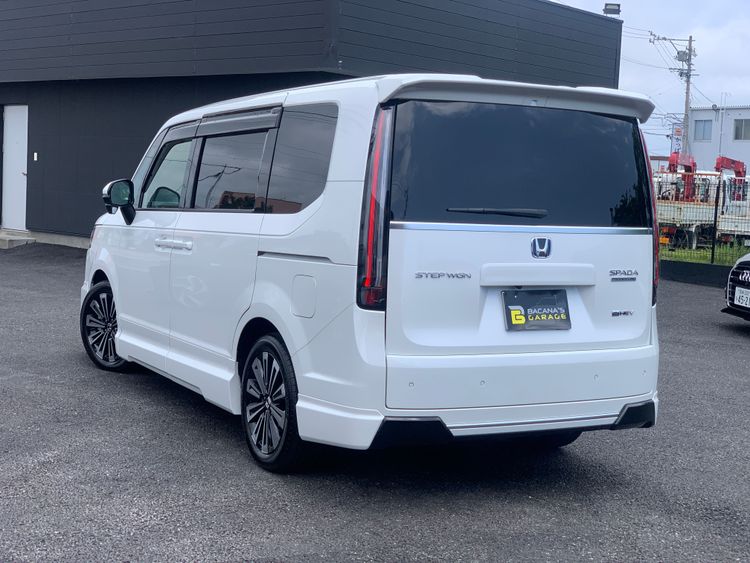 HONDA STEPWAGON  E:HEV SPADA LINHA PREMIUM thumbnail 3