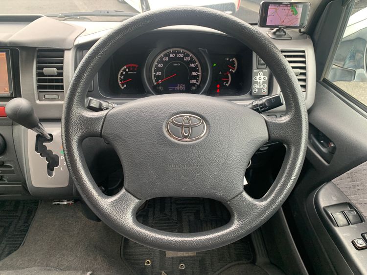 TOYOTA HIACE LONG SUPER GL thumbnail 4
