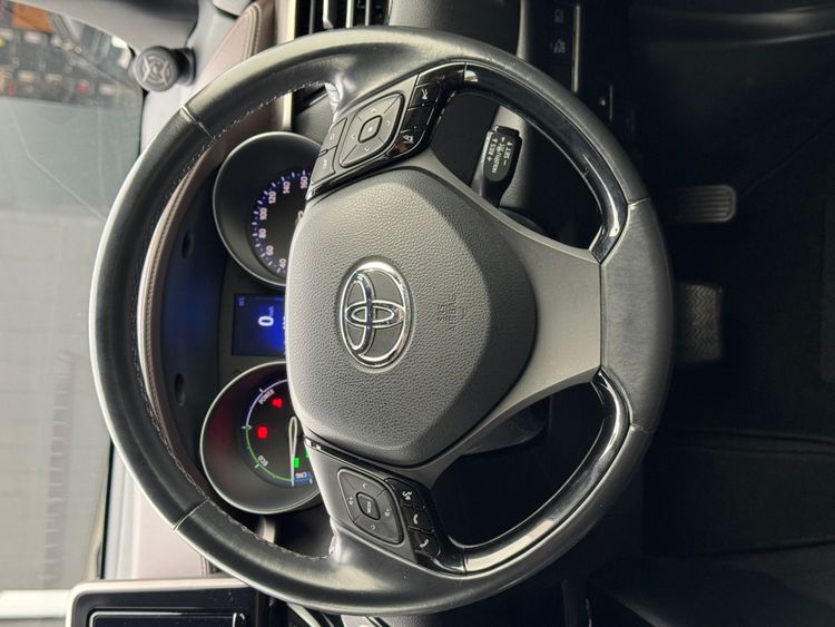 TOYOTA C-HR G HIBRIDO thumbnail 6