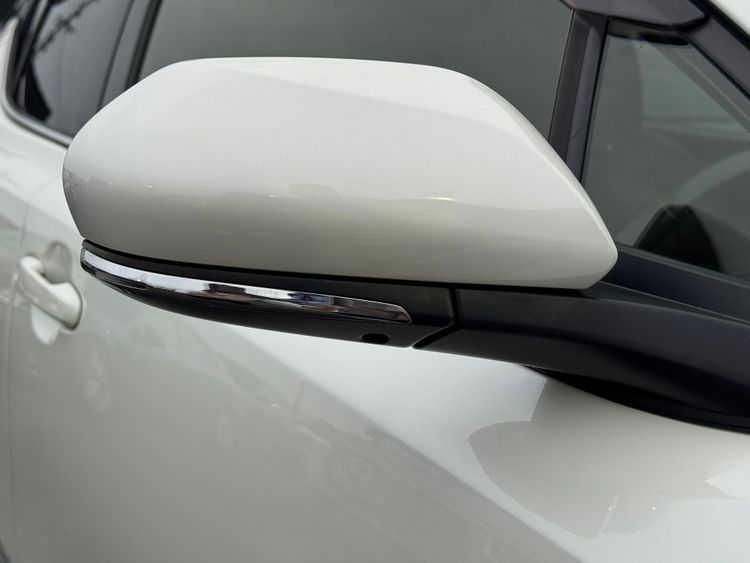 TOYOTA C-HR G HIBRIDO thumbnail 18