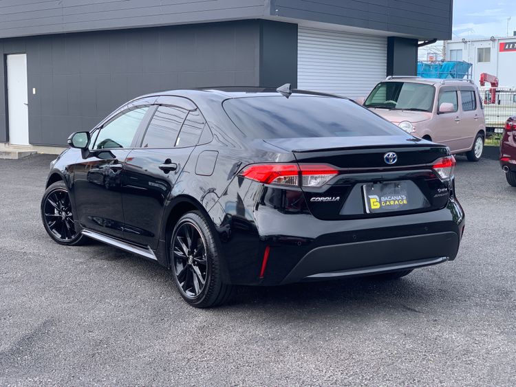 TOYOTA COROLLA HIBRIDO ACTIVE SPORT thumbnail 3