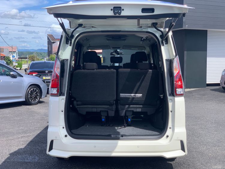 NISSAN SERENA HIGHWAY STAR EDICAO PRO PILOT thumbnail 8