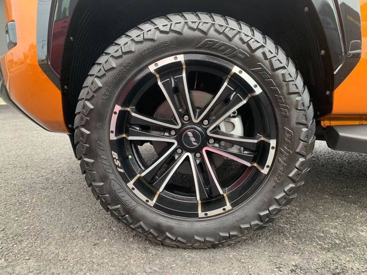 MITSUBISHI TRITON GSR thumbnail 2