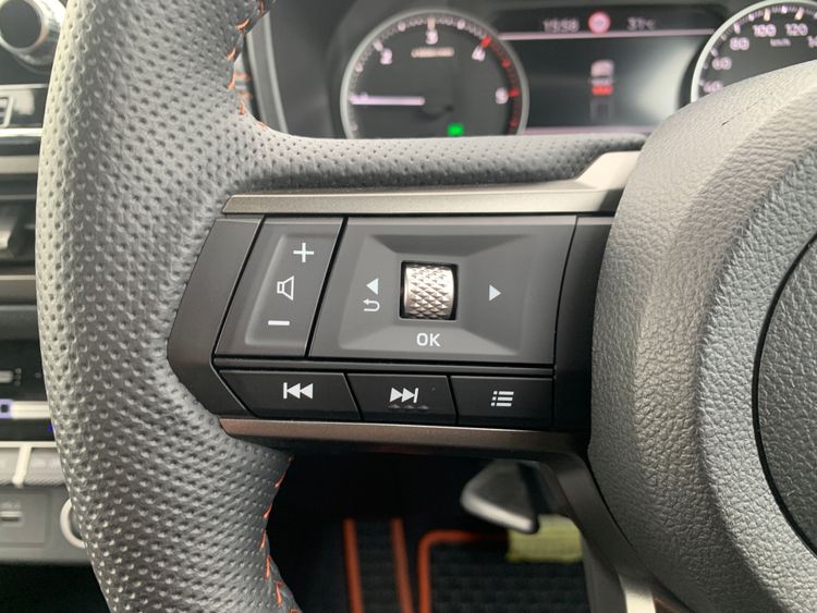 MITSUBISHI TRITON GSR thumbnail 16