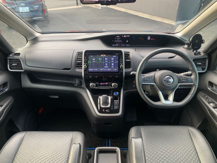 NISSAN SERENA E-POWER HIGHWAY STAR V thumbnail 9