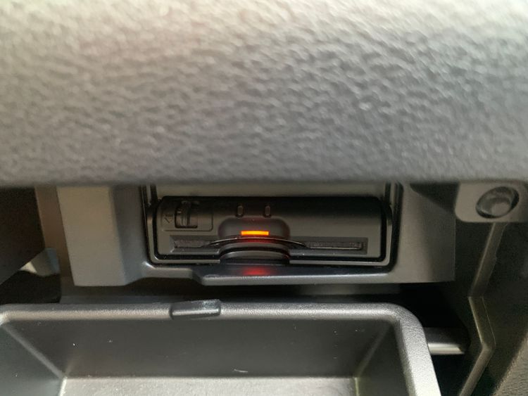 NISSAN SERENA E-POWER HIGHWAY STAR V thumbnail 14
