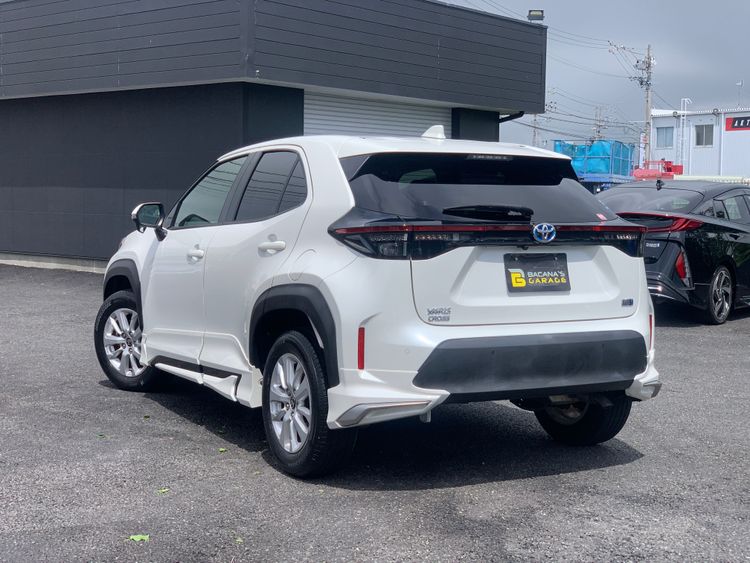 TOYOTA YARIS CROSS HIBRIDO G thumbnail 4