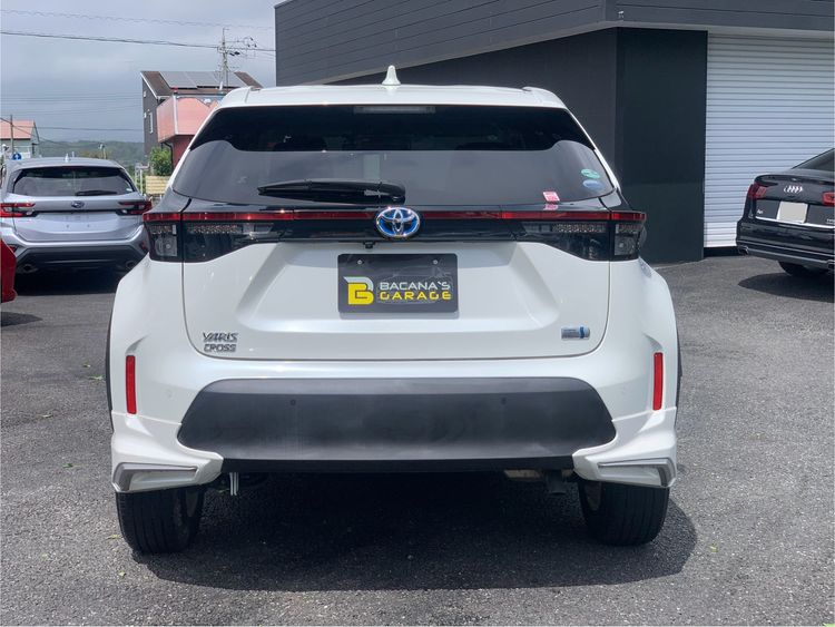 TOYOTA YARIS CROSS HIBRIDO G thumbnail 25