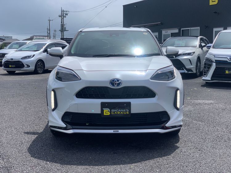 TOYOTA YARIS CROSS HIBRIDO G thumbnail 3