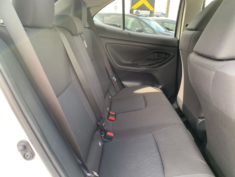 TOYOTA YARIS CROSS HIBRIDO G thumbnail 18