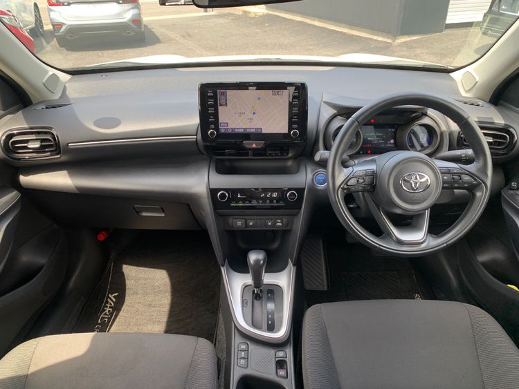 TOYOTA YARIS CROSS HIBRIDO G thumbnail 11