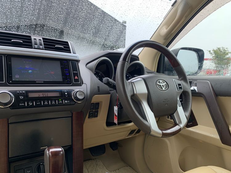 TOYOTA LAND CRUISER PRADO TZ-G thumbnail 14