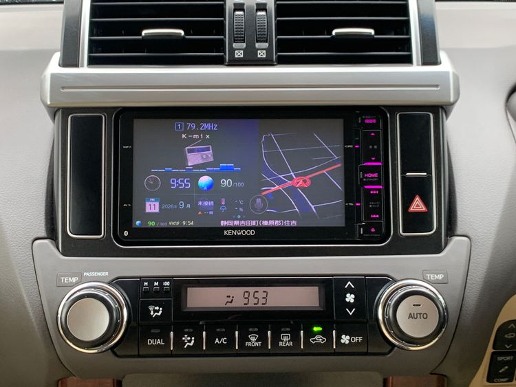 TOYOTA LAND CRUISER PRADO TZ-G thumbnail 27