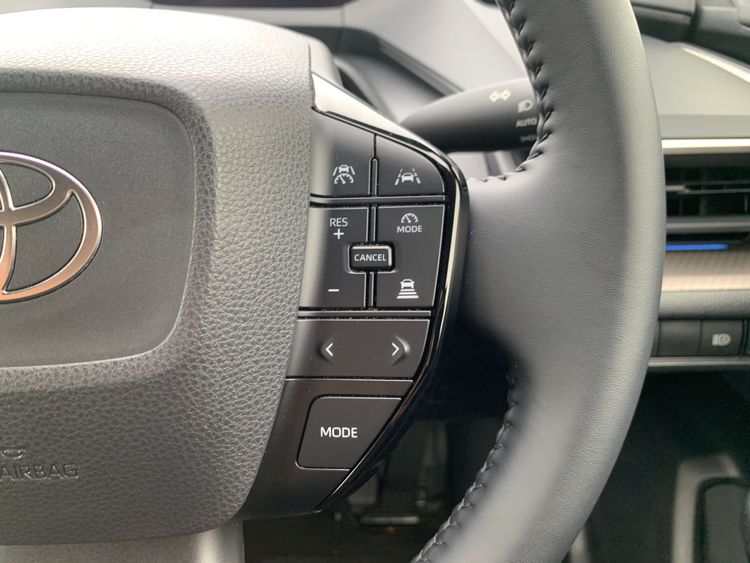 TOYOTA PRIUS G thumbnail 14