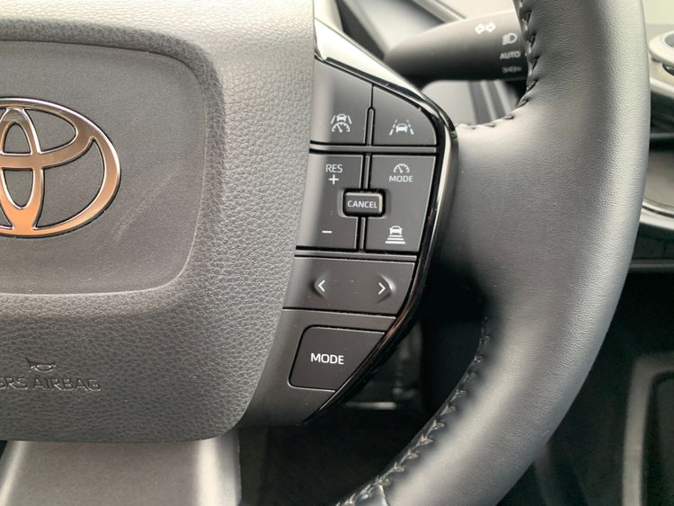 TOYOTA PRIUS Z thumbnail 12