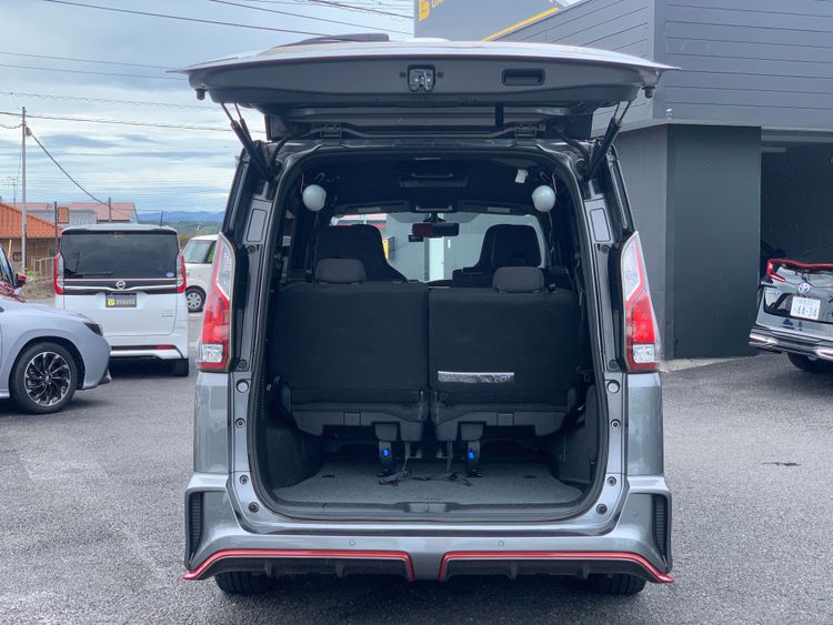 NISSAN SERENA NISMO  thumbnail 8