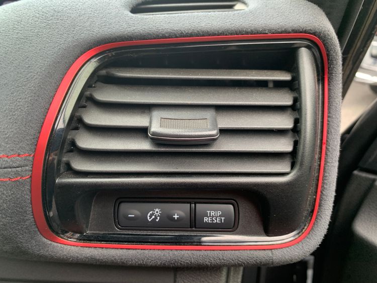 NISSAN SERENA NISMO  thumbnail 11