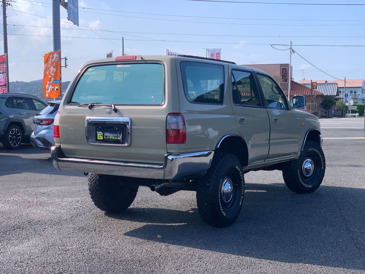 TOYOTA HILUX VERSAO BASICA V SELECTION thumbnail 3