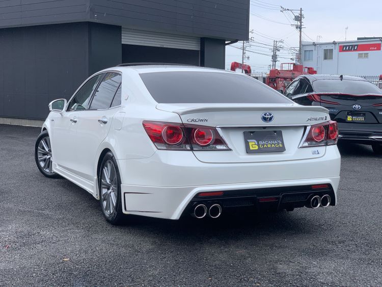 TOYOTA CROWN ATHLETIC S HYBRID thumbnail 6