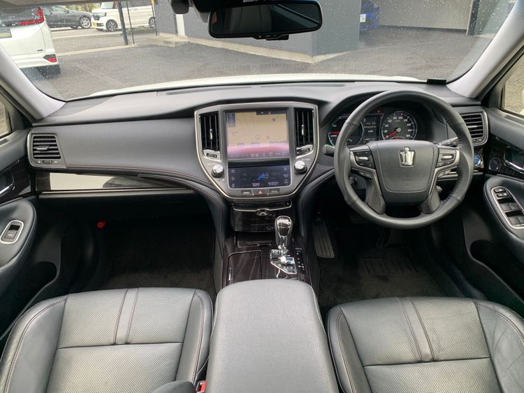 TOYOTA CROWN ATHLETIC S HYBRID thumbnail 11