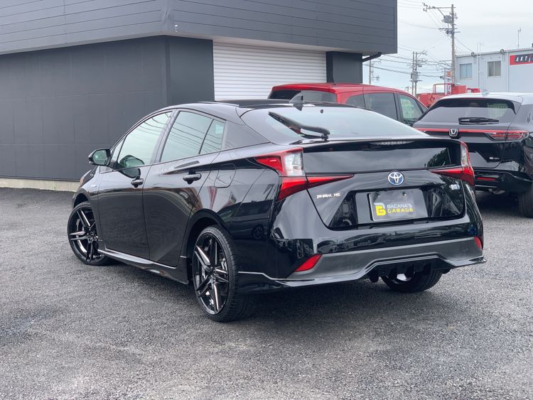 TOYOTA PRIUS S  thumbnail 5