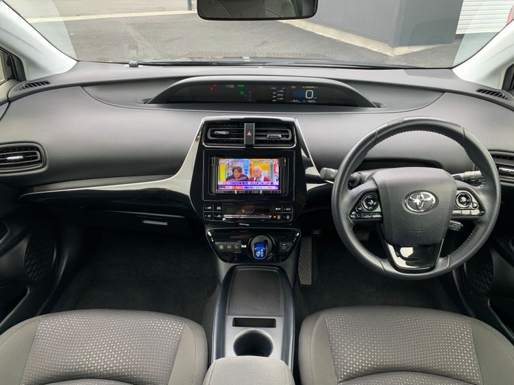 TOYOTA PRIUS S  thumbnail 14