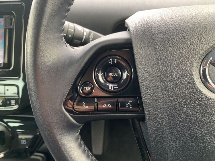 TOYOTA PRIUS S  thumbnail 7
