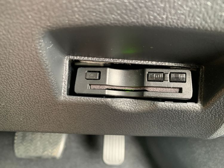 TOYOTA PRIUS S  thumbnail 21