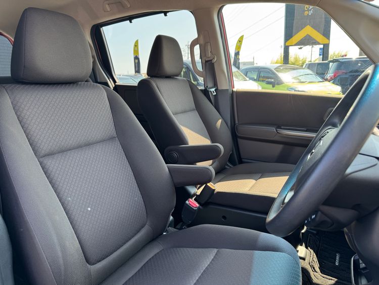 HONDA FREED HIBRIDO G thumbnail 3
