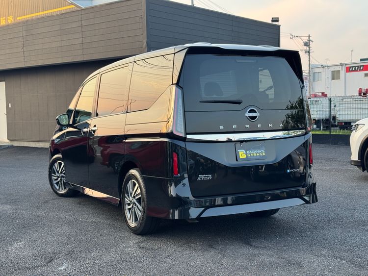 NISSAN SERENA E-POWER HIGHWAY STAR V thumbnail 17