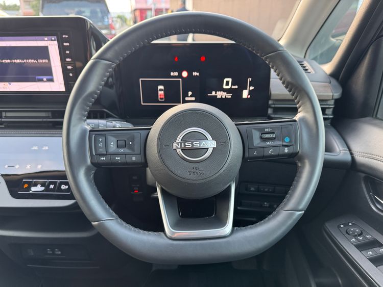 NISSAN SERENA E-POWER HIGHWAY STAR V thumbnail 9