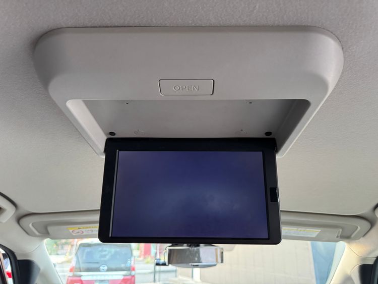 NISSAN SERENA E-POWER HIGHWAY STAR V thumbnail 14