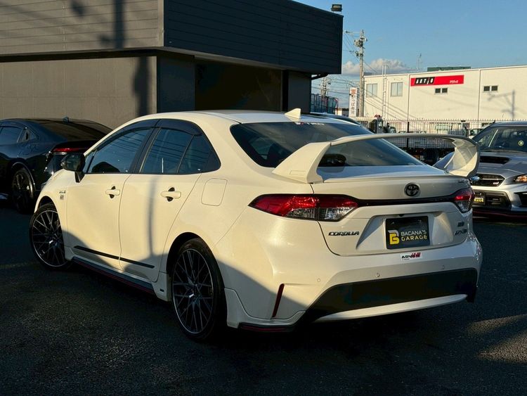 TOYOTA COROLLA HIBRIDO WXB thumbnail 11