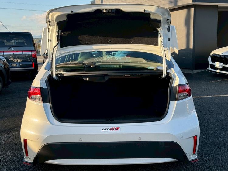 TOYOTA COROLLA HIBRIDO WXB thumbnail 14