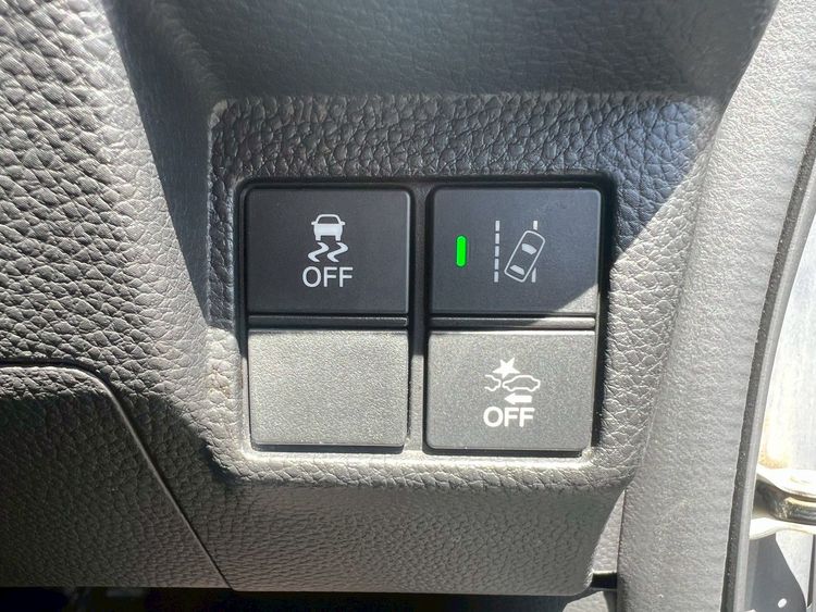 HONDA N-BOX CUSTOM G L HONDA SENSING thumbnail 8