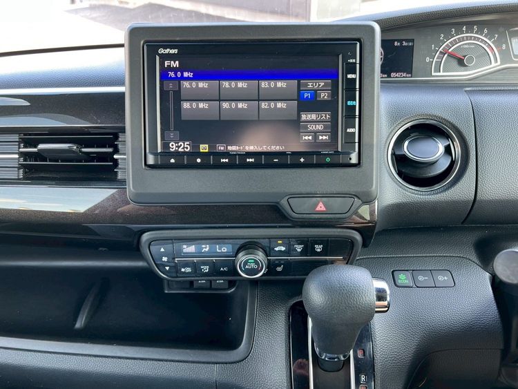 HONDA N-BOX CUSTOM GL HONDA SENSING thumbnail 17