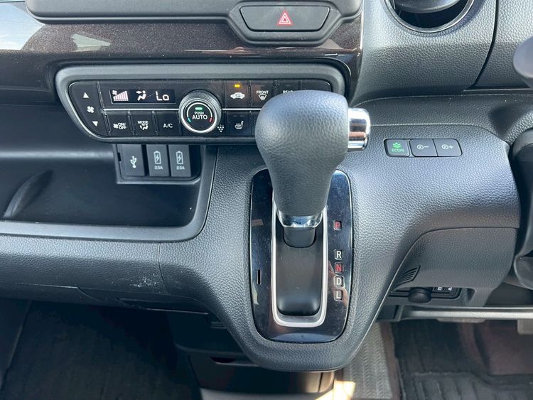 HONDA N-BOX CUSTOM GL HONDA SENSING thumbnail 14